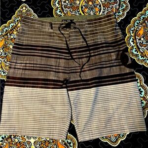 Hurley boardshorts. Red. Worn 2-3 times. Excellent condition. 31 waist